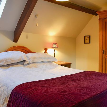 The Cot Villa Chalford Bagian luar foto